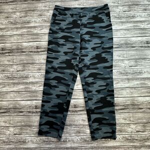 d & co. Active Women's Straight Leg Leggings Black Grey Gray Camo S SM Small